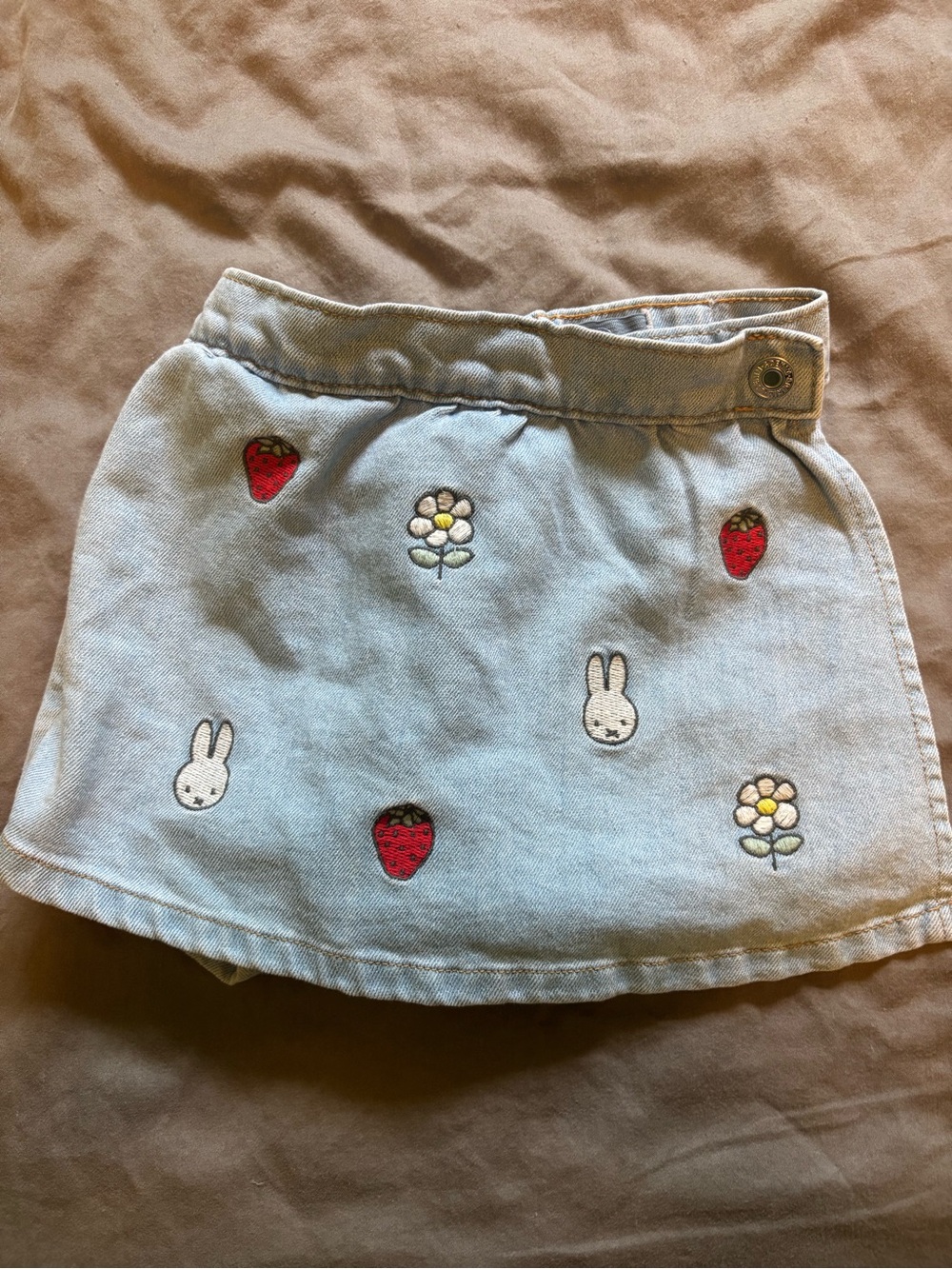 Miffy/H&M toddler skort